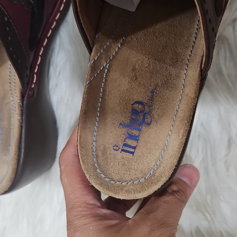 Stylish Women's Leather Clogs - Burgundy by Indigo Clarks Size 9 - Picture 5 of 9
